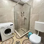 Cozynest For Two Apartment *